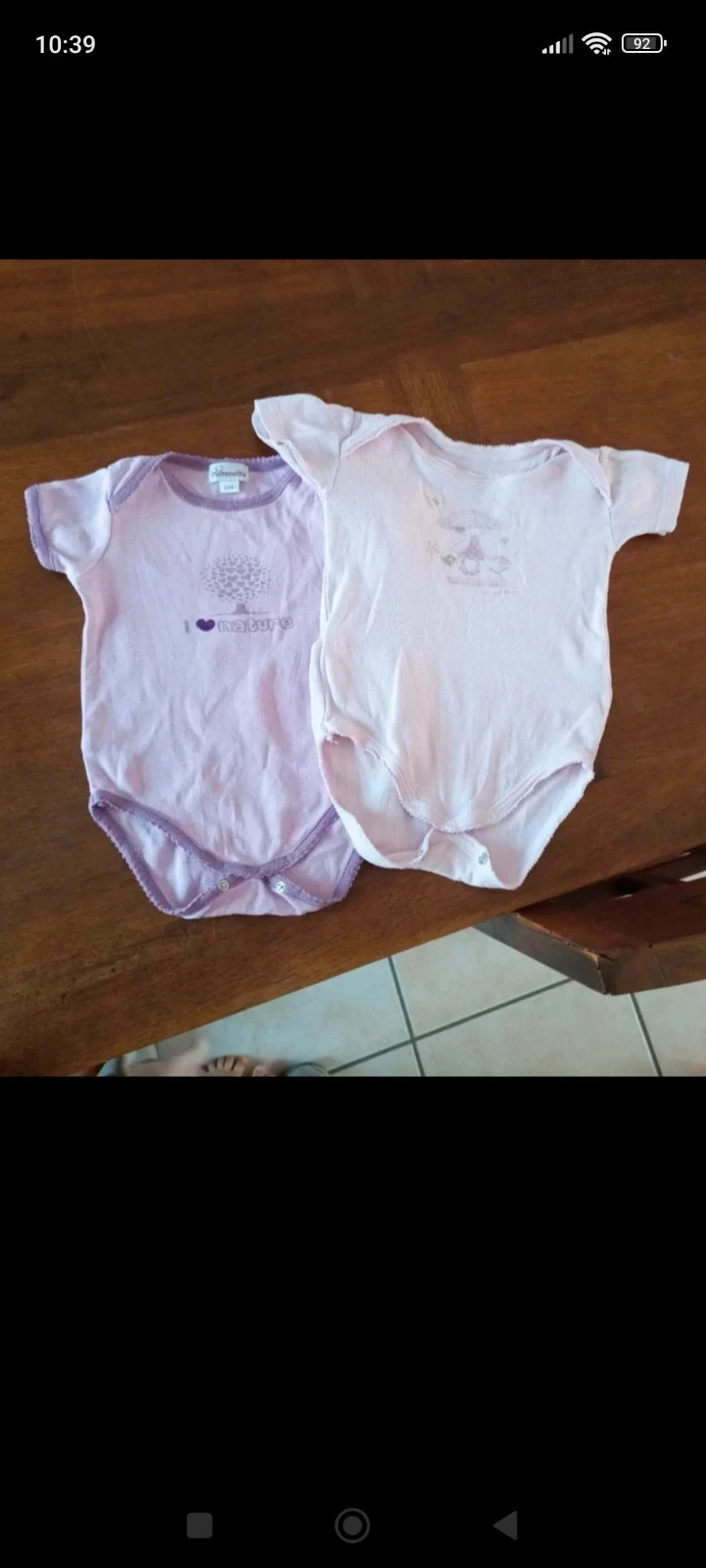 Lot de 3 Bodys manche courte en 6 mois